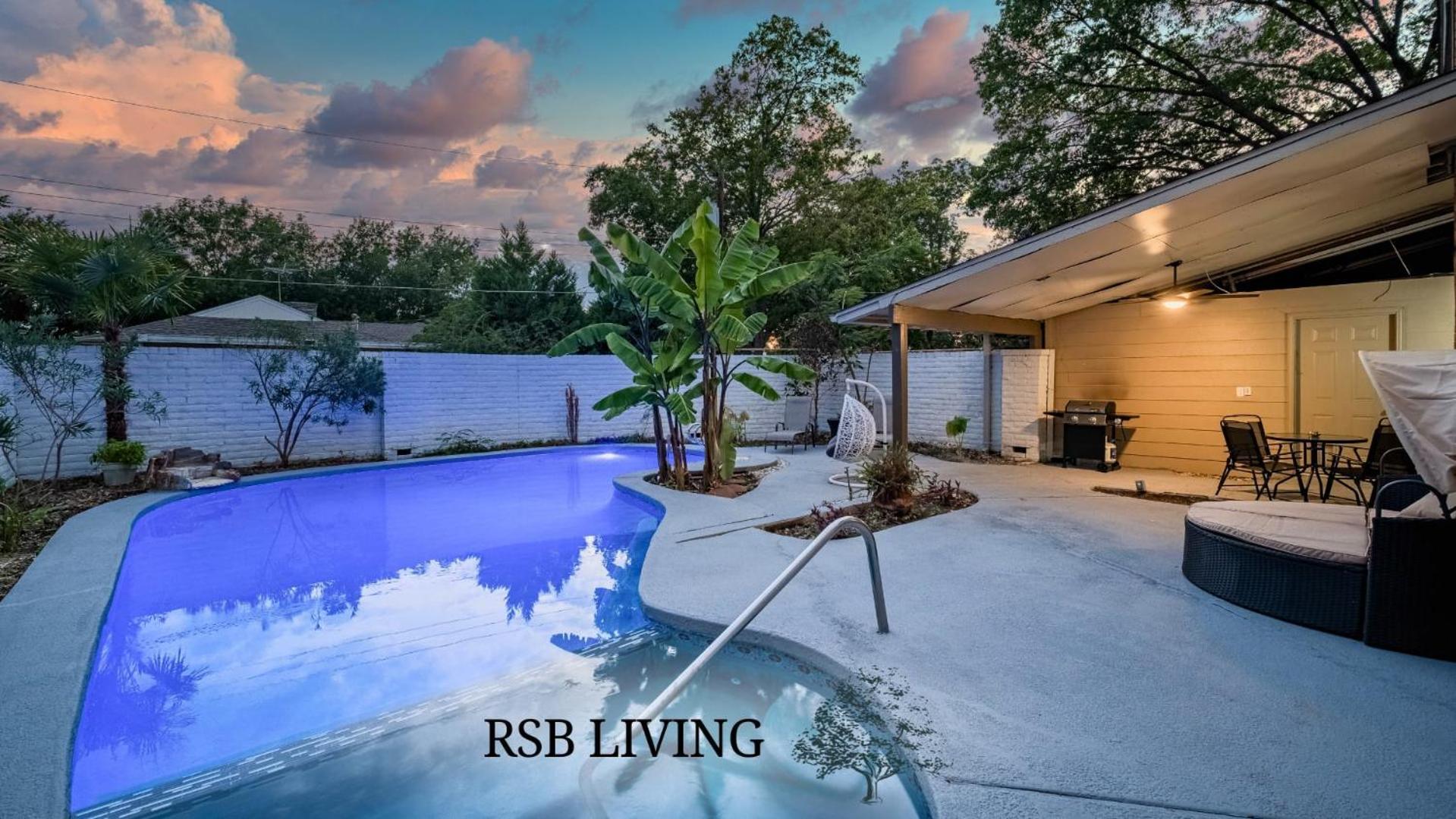 Stunning 5Br 2Ba Holiday Home With Private Pool And Cinema Dallas Exterior foto
