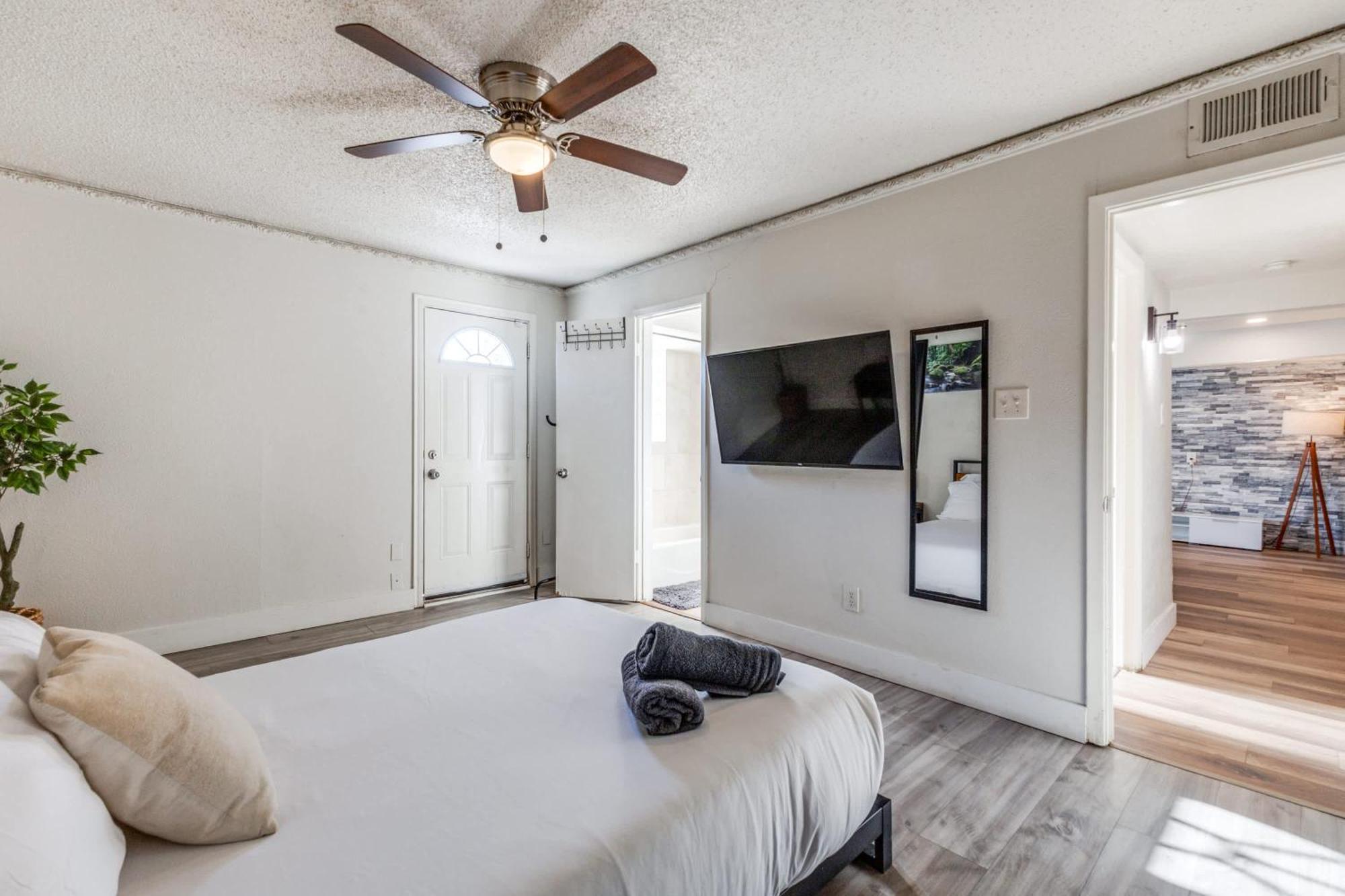 Stunning 5Br 2Ba Holiday Home With Private Pool And Cinema Dallas Exterior foto